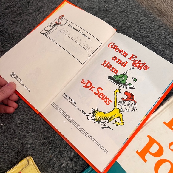 📘📕📙DR SEUSS - Picture 9 of 9